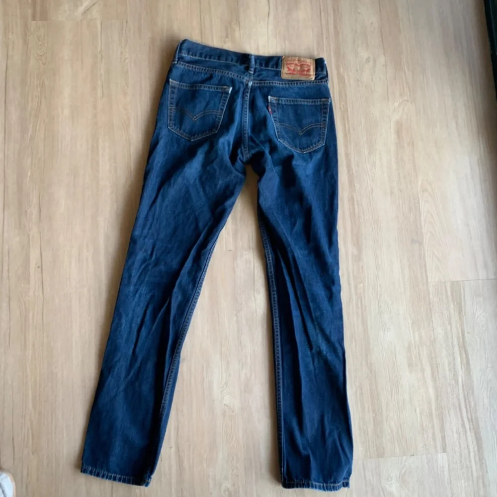 Levis 511 Jeans Men’s 30X32 Blue 511 Slim Fit Denim Med Wash straight leg